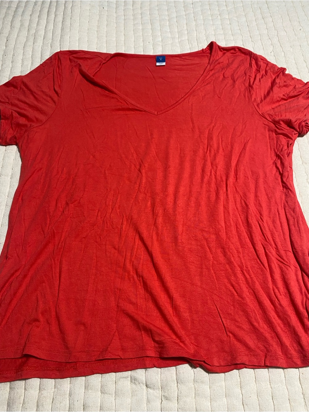 Old Navy Red V-Neck Short Sleeve Tee